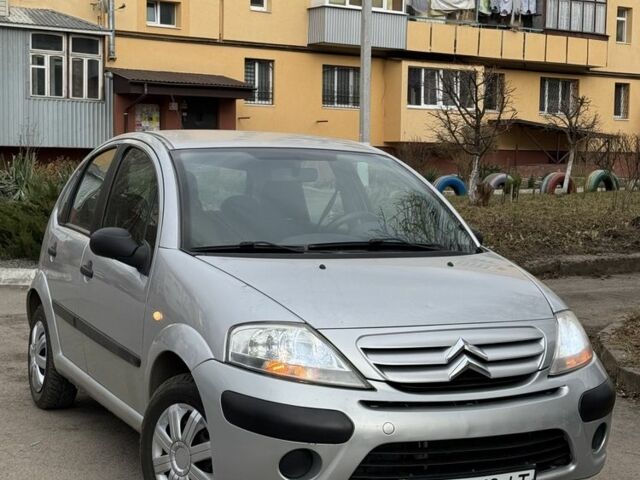 Серый Ситроен С3, объемом двигателя 1.4 л и пробегом 282 тыс. км за 3300 $, фото 1 на Automoto.ua