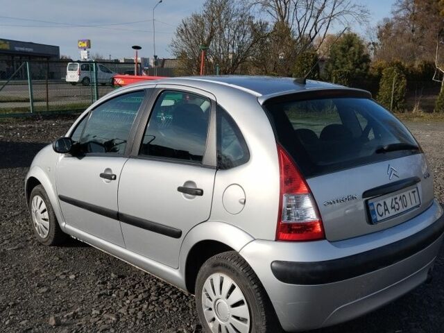 Серый Ситроен С3, объемом двигателя 1.4 л и пробегом 270 тыс. км за 3500 $, фото 2 на Automoto.ua