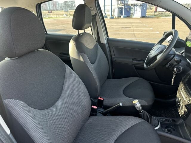 Сірий Сітроен С3, об'ємом двигуна 1.1 л та пробігом 159 тис. км за 3800 $, фото 10 на Automoto.ua