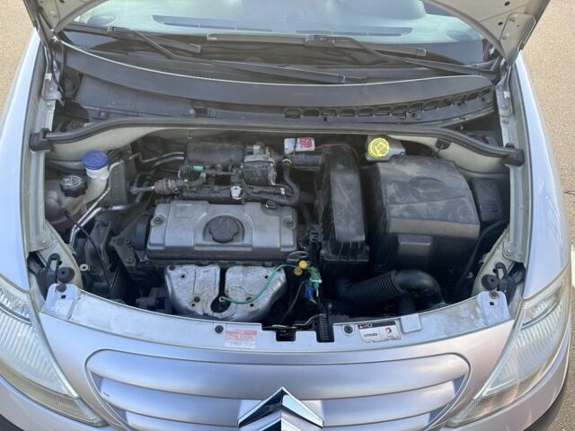 Сірий Сітроен С3, об'ємом двигуна 1.1 л та пробігом 159 тис. км за 3800 $, фото 13 на Automoto.ua