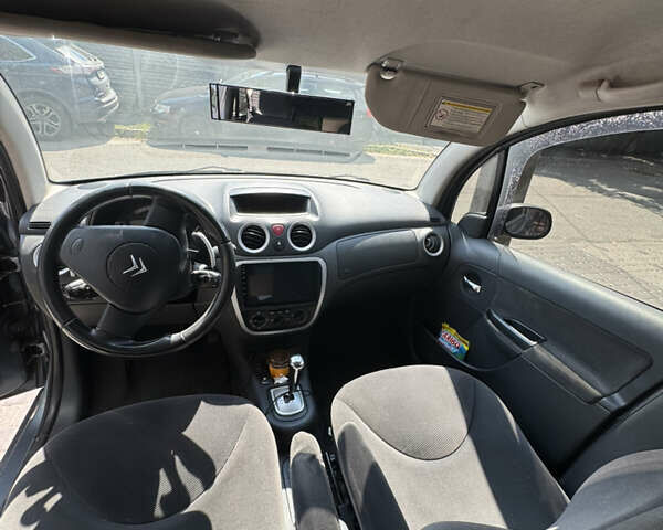 Серый Ситроен С3, объемом двигателя 1.36 л и пробегом 210 тыс. км за 4100 $, фото 8 на Automoto.ua