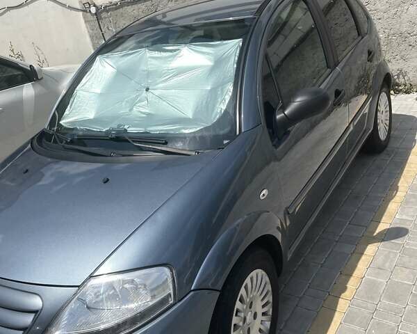 Сірий Сітроен С3, об'ємом двигуна 1.4 л та пробігом 140 тис. км за 4950 $, фото 1 на Automoto.ua