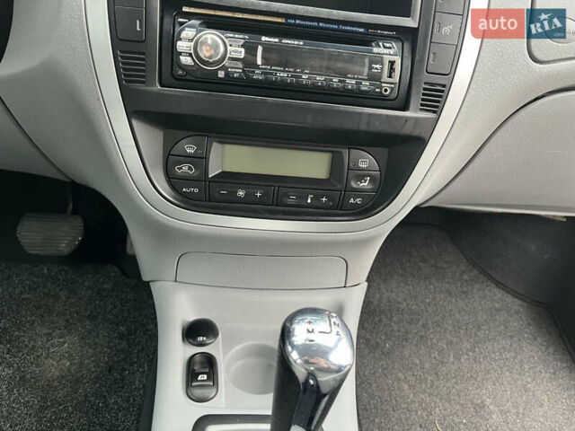 Серый Ситроен С3, объемом двигателя 1.4 л и пробегом 187 тыс. км за 4550 $, фото 18 на Automoto.ua