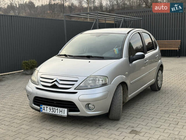 Серый Ситроен С3, объемом двигателя 1.4 л и пробегом 155 тыс. км за 4500 $, фото 2 на Automoto.ua
