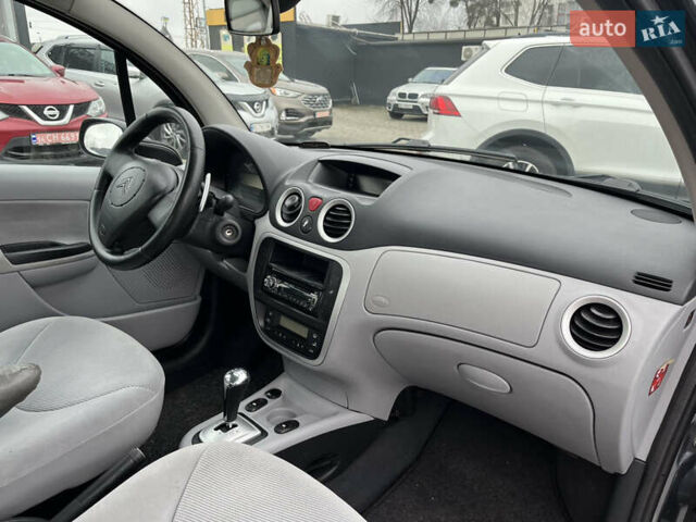 Серый Ситроен С3, объемом двигателя 1.4 л и пробегом 187 тыс. км за 4550 $, фото 16 на Automoto.ua