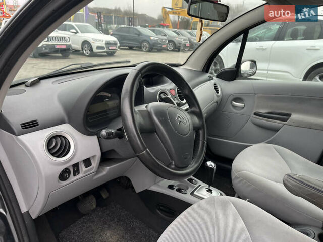 Серый Ситроен С3, объемом двигателя 1.4 л и пробегом 187 тыс. км за 4550 $, фото 8 на Automoto.ua