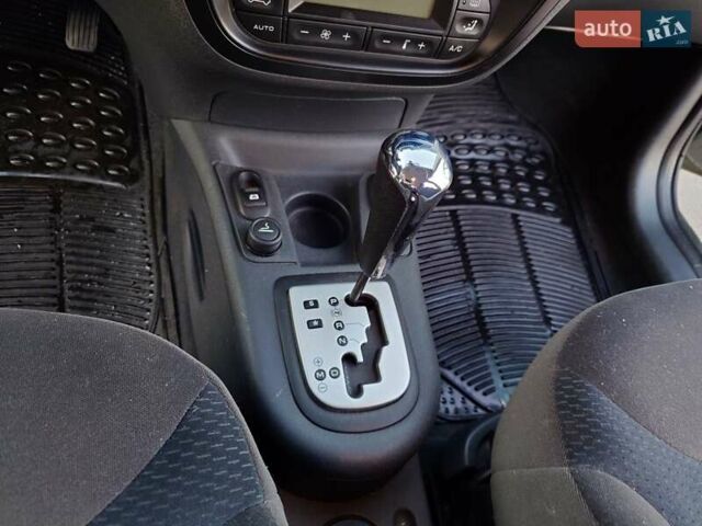 Серый Ситроен С3, объемом двигателя 1.59 л и пробегом 87 тыс. км за 5800 $, фото 23 на Automoto.ua