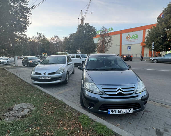 Серый Ситроен С3, объемом двигателя 1.12 л и пробегом 150 тыс. км за 3100 $, фото 7 на Automoto.ua