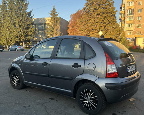 Серый Ситроен С3, объемом двигателя 1.12 л и пробегом 150 тыс. км за 3100 $, фото 6 на Automoto.ua