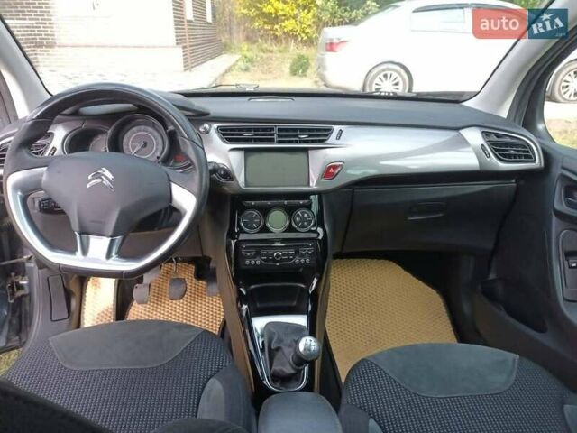 Сітроен С3 2010 у Чернігові на Automoto.ua Сірий Сітроен С3, об'ємом двигуна 1.6 л та пробігом 142 тис. км за 6500 $, фото 9 на Automoto.ua