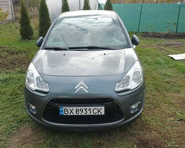 Сітроен С3 2010 у Чернігові на Automoto.ua Сірий Сітроен С3, об'ємом двигуна 1.6 л та пробігом 142 тис. км за 6500 $, фото 1 на Automoto.ua