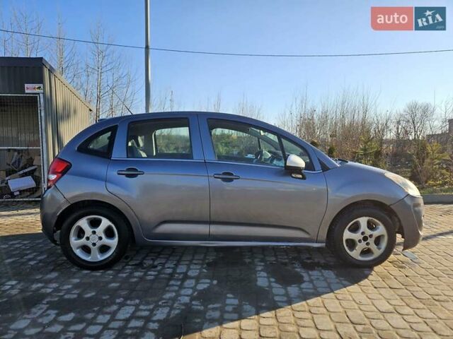 Серый Ситроен С3, объемом двигателя 1.4 л и пробегом 310 тыс. км за 4100 $, фото 3 на Automoto.ua