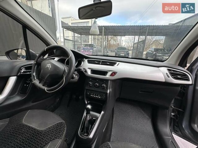 Сірий Сітроен С3, об'ємом двигуна 1.4 л та пробігом 285 тис. км за 4100 $, фото 15 на Automoto.ua