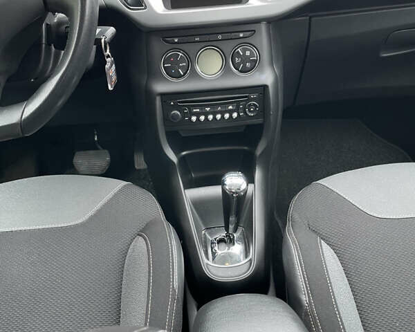 Сірий Сітроен С3, об'ємом двигуна 1.4 л та пробігом 185 тис. км за 6600 $, фото 15 на Automoto.ua