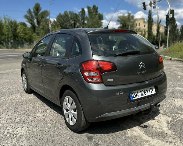 Серый Ситроен С3, объемом двигателя 1.4 л и пробегом 185 тыс. км за 6600 $, фото 5 на Automoto.ua