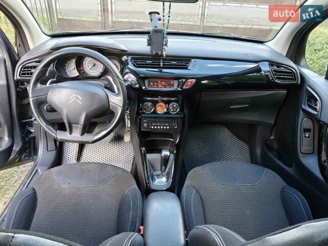 Серый Ситроен С3, объемом двигателя 1.4 л и пробегом 237 тыс. км за 5900 $, фото 12 на Automoto.ua