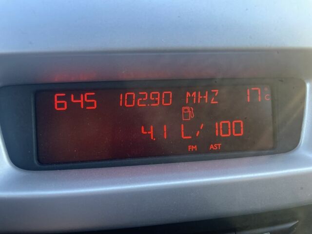 Серый Ситроен С3, объемом двигателя 1.4 л и пробегом 185 тыс. км за 6700 $, фото 9 на Automoto.ua