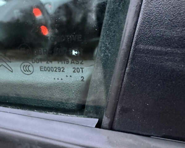 Сірий Сітроен С3, об'ємом двигуна 1.4 л та пробігом 226 тис. км за 6950 $, фото 30 на Automoto.ua