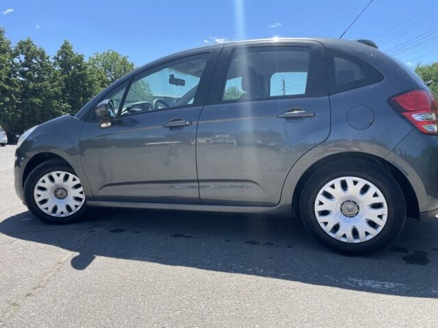 Серый Ситроен С3, объемом двигателя 1.4 л и пробегом 185 тыс. км за 6700 $, фото 5 на Automoto.ua