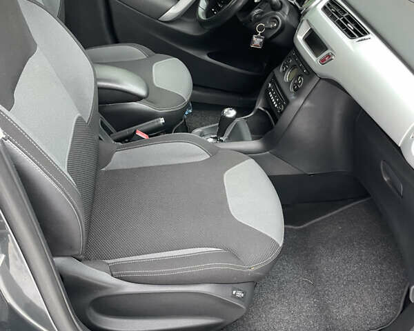 Сірий Сітроен С3, об'ємом двигуна 1.4 л та пробігом 185 тис. км за 6600 $, фото 8 на Automoto.ua