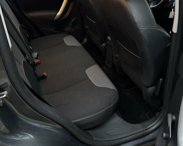 Сірий Сітроен С3, об'ємом двигуна 1.4 л та пробігом 226 тис. км за 6950 $, фото 23 на Automoto.ua