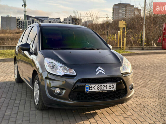 Серый Ситроен С3, объемом двигателя 1.4 л и пробегом 264 тыс. км за 6200 $, фото 5 на Automoto.ua