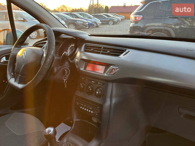 Серый Ситроен С3, объемом двигателя 1.2 л и пробегом 149 тыс. км за 6999 $, фото 18 на Automoto.ua