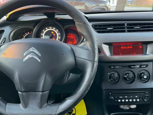 Серый Ситроен С3, объемом двигателя 1.2 л и пробегом 149 тыс. км за 6999 $, фото 10 на Automoto.ua