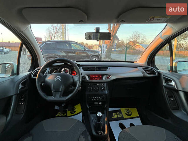 Серый Ситроен С3, объемом двигателя 1.2 л и пробегом 149 тыс. км за 6999 $, фото 8 на Automoto.ua