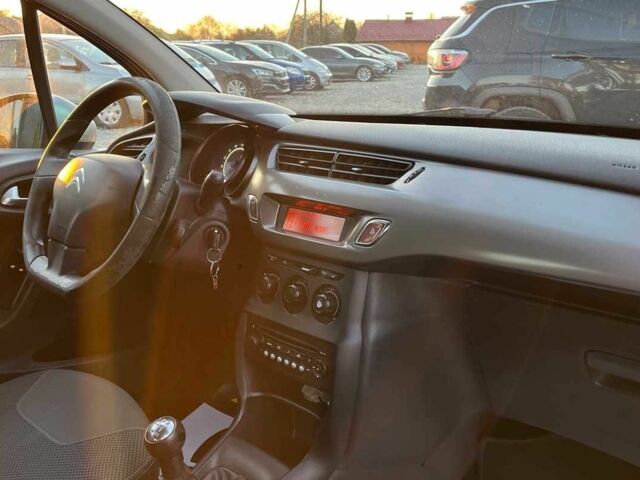 Серый Ситроен С3, объемом двигателя 1.2 л и пробегом 149 тыс. км за 6999 $, фото 18 на Automoto.ua