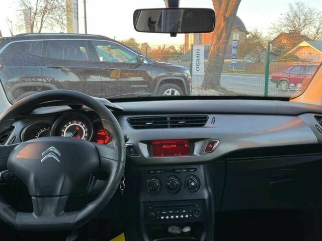 Серый Ситроен С3, объемом двигателя 1.2 л и пробегом 149 тыс. км за 6999 $, фото 9 на Automoto.ua