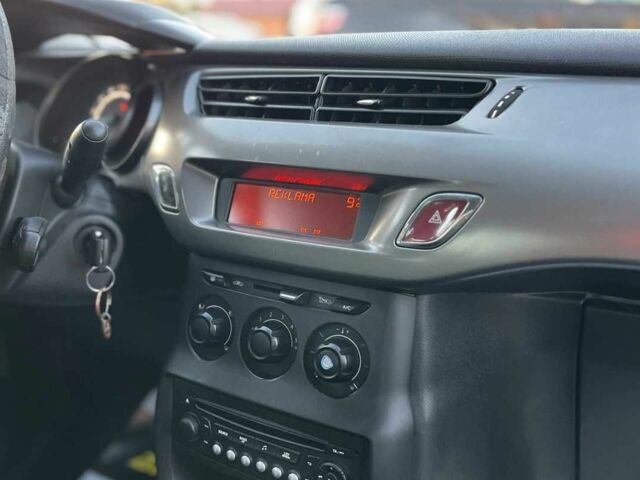 Серый Ситроен С3, объемом двигателя 1.2 л и пробегом 149 тыс. км за 6999 $, фото 16 на Automoto.ua