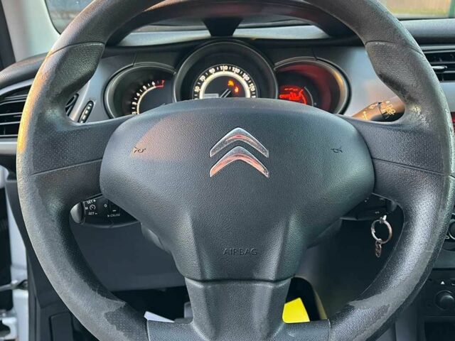 Серый Ситроен С3, объемом двигателя 1.2 л и пробегом 149 тыс. км за 6999 $, фото 11 на Automoto.ua