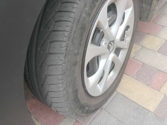 Ситроен С3 2017 в Миргороде на Automoto.ua Серый Ситроен С3, объемом двигателя 1.2 л и пробегом 114 тыс. км за 9900 $, фото 17 на Automoto.ua