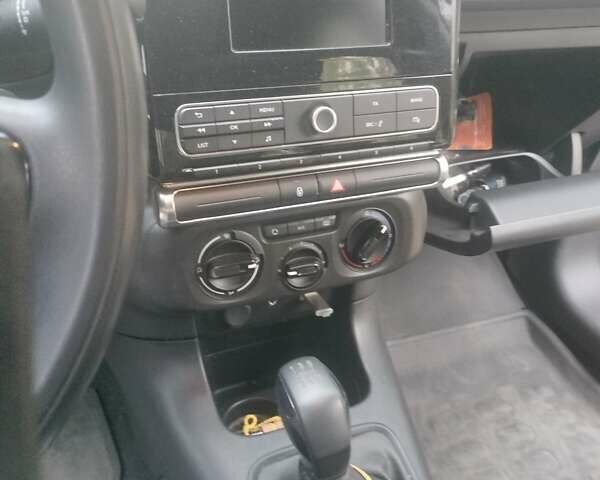 Ситроен С3 2017 в Миргороде на Automoto.ua Серый Ситроен С3, объемом двигателя 1.2 л и пробегом 115 тыс. км за 9900 $, фото 14 на Automoto.ua