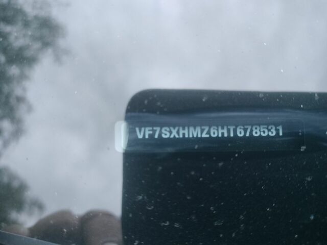 Ситроен С3 2017 в Миргороде на Automoto.ua Серый Ситроен С3, объемом двигателя 1.2 л и пробегом 114 тыс. км за 9900 $, фото 7 на Automoto.ua