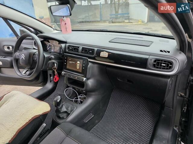 Серый Ситроен С3, объемом двигателя 1.2 л и пробегом 133 тыс. км за 9555 $, фото 26 на Automoto.ua