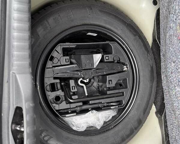 Ситроен С3 2019 в Красноград на Automoto.ua Серый Ситроен С3, объемом двигателя 1.2 л и пробегом 59 тыс. км за 10200 $, фото 16 на Automoto.ua