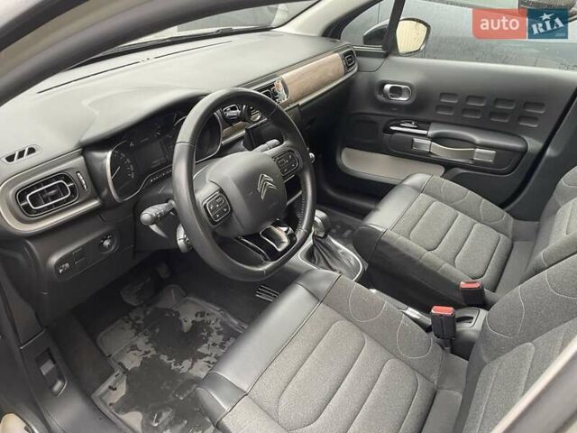 Серый Ситроен С3, объемом двигателя 1.2 л и пробегом 46 тыс. км за 17500 $, фото 3 на Automoto.ua