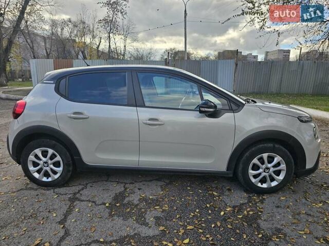 Серый Ситроен С3, объемом двигателя 1.2 л и пробегом 61 тыс. км за 9500 $, фото 2 на Automoto.ua