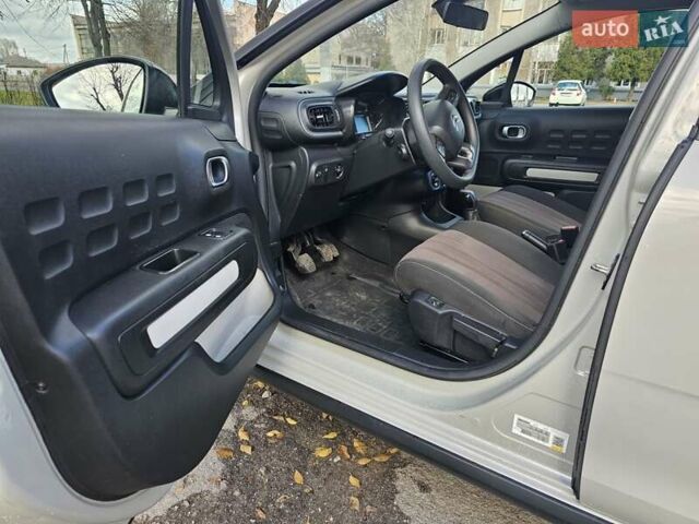 Серый Ситроен С3, объемом двигателя 1.2 л и пробегом 61 тыс. км за 9500 $, фото 8 на Automoto.ua