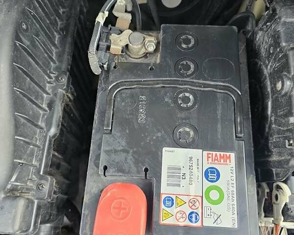 Серый Ситроен С3, объемом двигателя 1.2 л и пробегом 61 тыс. км за 9500 $, фото 27 на Automoto.ua