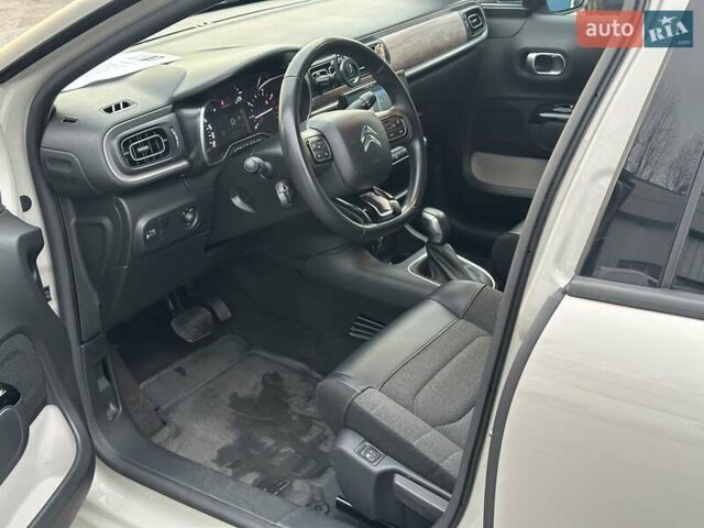 Серый Ситроен С3, объемом двигателя 1.2 л и пробегом 47 тыс. км за 15990 $, фото 16 на Automoto.ua