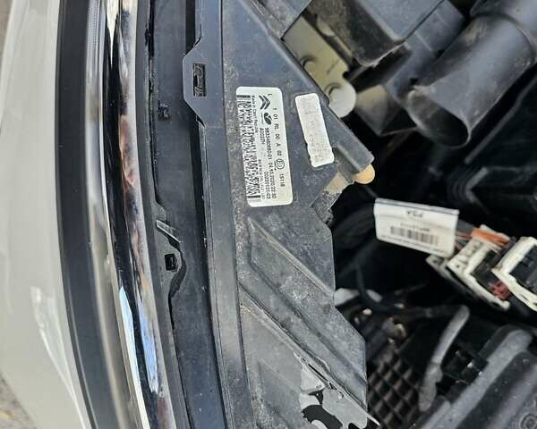 Серый Ситроен С3, объемом двигателя 1.2 л и пробегом 61 тыс. км за 9500 $, фото 29 на Automoto.ua