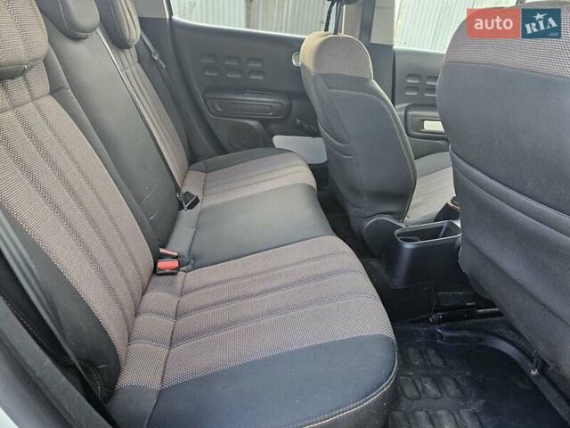 Серый Ситроен С3, объемом двигателя 1.2 л и пробегом 61 тыс. км за 9500 $, фото 19 на Automoto.ua