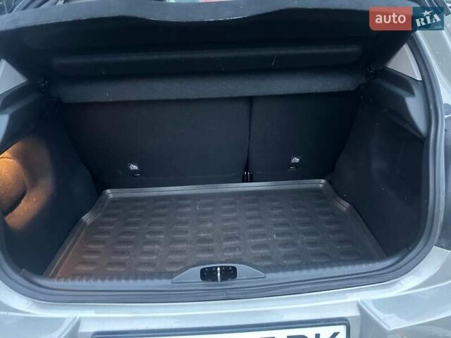 Серый Ситроен С3, объемом двигателя 1.2 л и пробегом 33 тыс. км за 16121 $, фото 6 на Automoto.ua