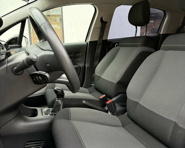 Серый Ситроен С3, объемом двигателя 1.2 л и пробегом 97 тыс. км за 8900 $, фото 6 на Automoto.ua