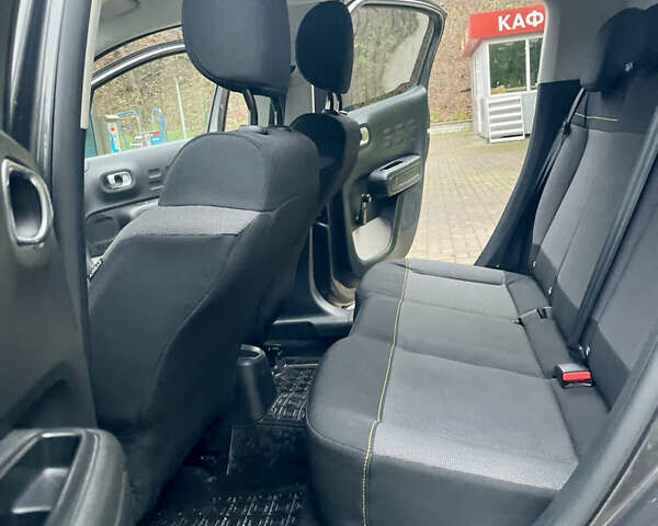 Серый Ситроен С3, объемом двигателя 1.2 л и пробегом 78 тыс. км за 9499 $, фото 35 на Automoto.ua