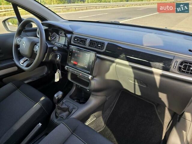 Серый Ситроен С3, объемом двигателя 1.2 л и пробегом 1 тыс. км за 15999 $, фото 59 на Automoto.ua