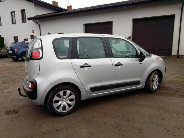 Серый Ситроен С3, объемом двигателя 1.6 л и пробегом 150 тыс. км за 3600 $, фото 3 на Automoto.ua